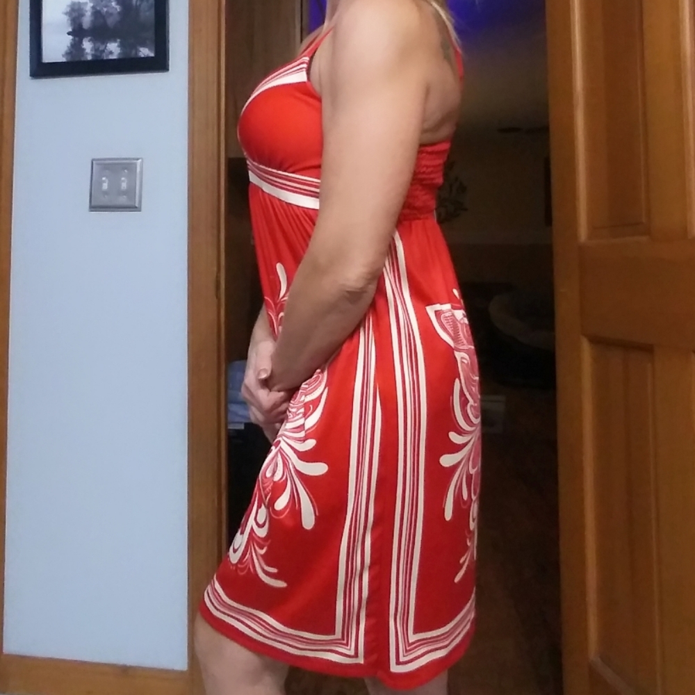 Red/white sun dress - Picture 2 of 10